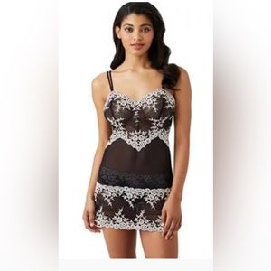 WACOAL NWT sexy stretch heavily embroidered lace sheer cami nightie nightgown